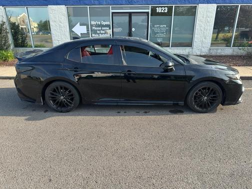 Midnight Black Metallic 2022 Toyota Camry XSE