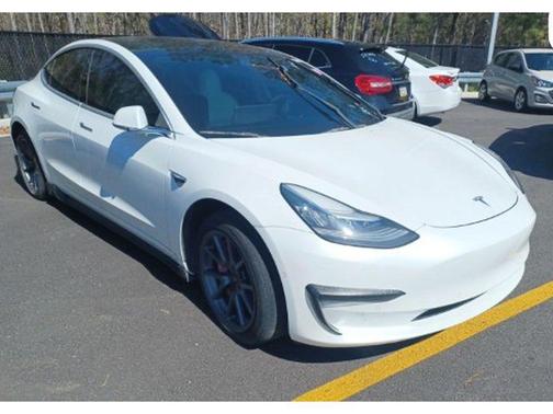 Pearl White Multi-Coat 2020 Tesla Model 3 Long Range