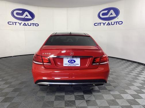 Mars Red 2014 Mercedes-Benz E-Class E550