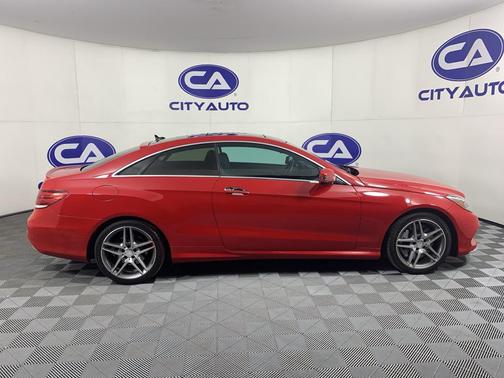 Mars Red 2014 Mercedes-Benz E-Class E550