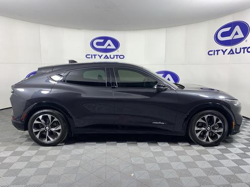 2021 Ford Mustang Mach-E Premium