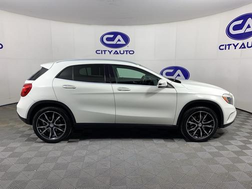 2015 Mercedes-Benz GLA-Class 4MATIC