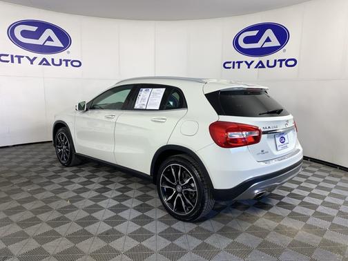 2015 Mercedes-Benz GLA-Class 4MATIC