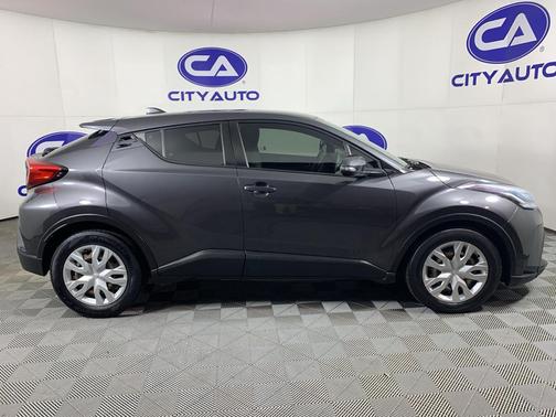 2021 Toyota C-HR LE