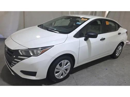 Fresh Powder 2023 Nissan Versa 1.6 S