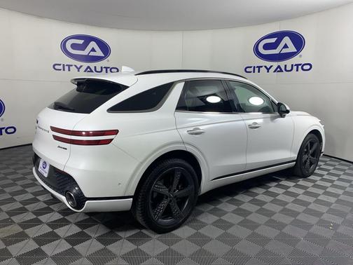 2022 Genesis GV70 3.5T AWD Sport