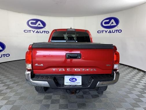 Barcelona Red Metallic 2016 Toyota Tacoma SR5
