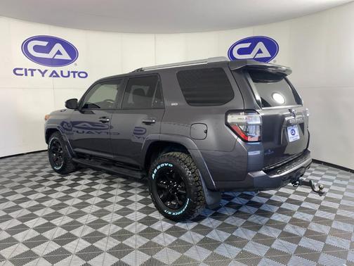 Magnetic Gray Metallic 2017 Toyota 4Runner SR5