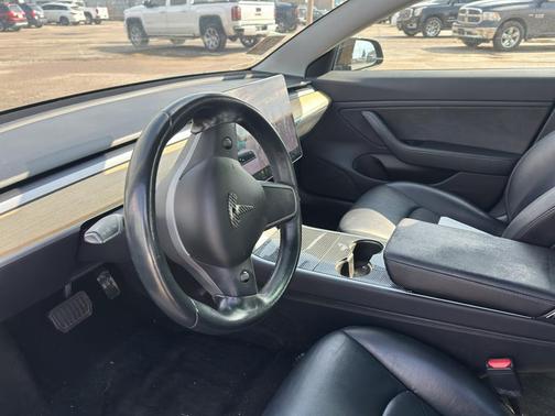 2019 Tesla Model 3 Mid Range