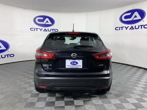 2022 Nissan Rogue Sport S