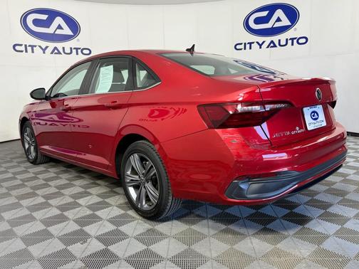 2024 Volkswagen Jetta 1.5T SE