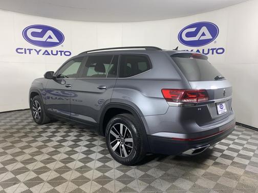 2022 Volkswagen Atlas 2.0T SE