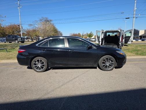 2015 Toyota Camry XSE
