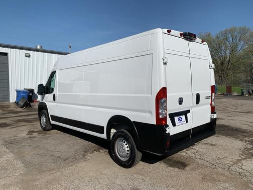 2025 RAM ProMaster 2500 Tradesman