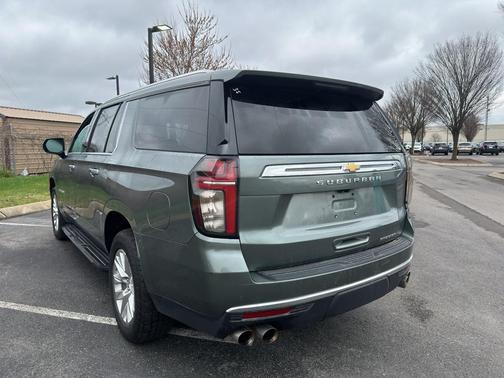 2023 Chevrolet Suburban Premier