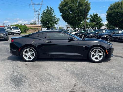 BLACK 2019 Chevrolet Camaro 1LT
