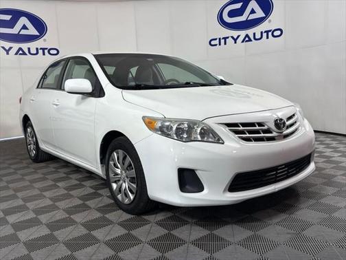 2013 Toyota Corolla LE
