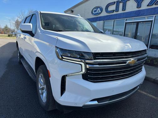 2023 Chevrolet Suburban LT
