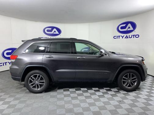 Granite Crystal Metallic Clearcoat 2018 Jeep Grand Cherokee Limited