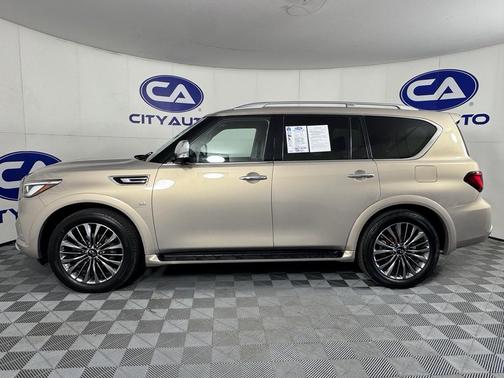 2019 INFINITI QX80 Luxe