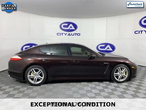 Mahogany Metallic 2011 Porsche Panamera 4