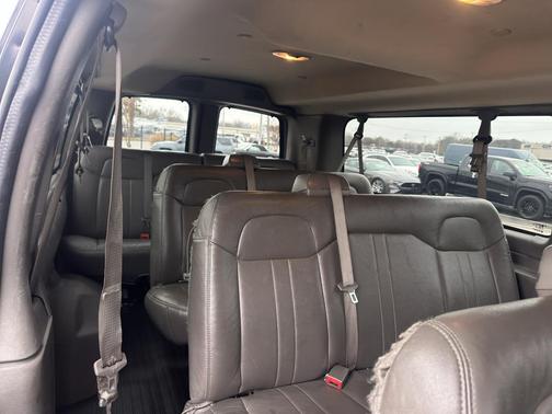 2016 Chevrolet Express 3500 LS
