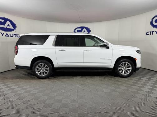 2023 Chevrolet Suburban Premier