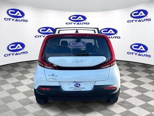 2022 Kia Soul LX