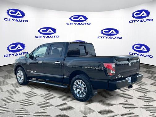 2020 Nissan Titan SL