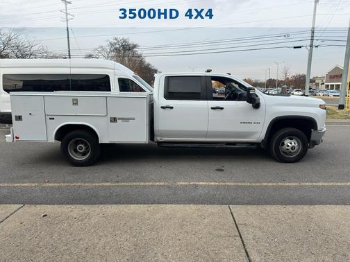 2022 Chevrolet Silverado 3500 WT