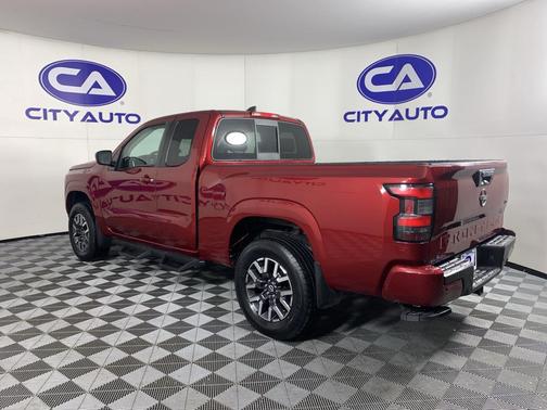 2022 Nissan Frontier SV