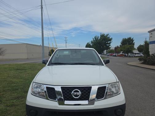 2019 Nissan Frontier S
