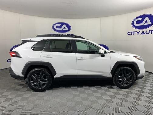 Ice Cap 2024 Toyota RAV4 Adventure