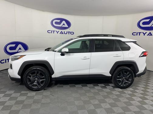 Ice Cap 2024 Toyota RAV4 Adventure
