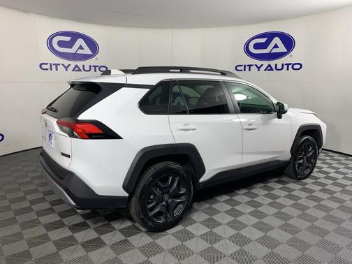 Ice Cap 2024 Toyota RAV4 Adventure