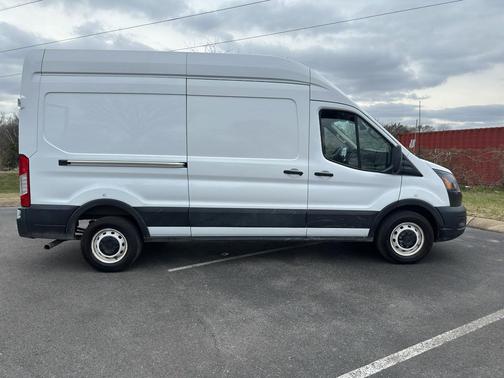 2021 Ford Transit-250 Base