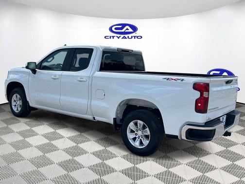 Summit White 2023 Chevrolet Silverado 1500 LT