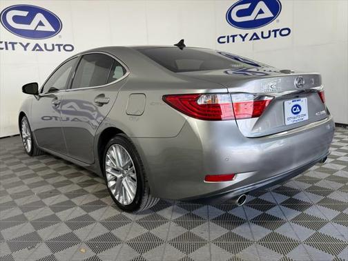 2015 Lexus ES 350 Crafted Line