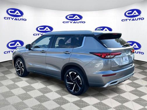 2022 Mitsubishi Outlander SEL 2.5 2WD