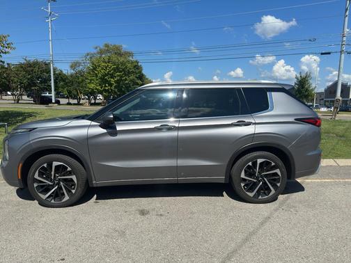 2022 Mitsubishi Outlander SEL 2.5 2WD