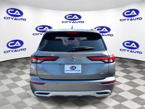 2022 Mitsubishi Outlander SEL 2.5 2WD
