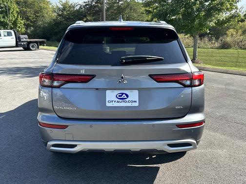 2022 Mitsubishi Outlander SEL 2.5 2WD
