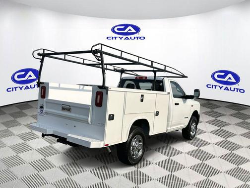 2022 RAM 2500 Tradesman Regular Cab 4x4 8' Box