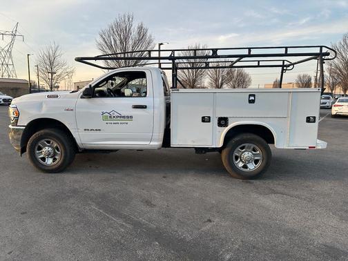 2022 RAM 2500 Tradesman Regular Cab 4x4 8' Box