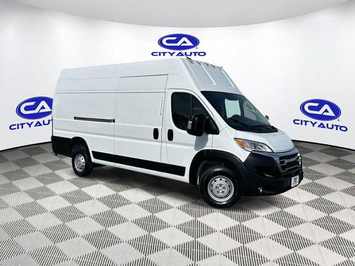 Bright White Clearcoat 2023 RAM ProMaster 3500 High Roof