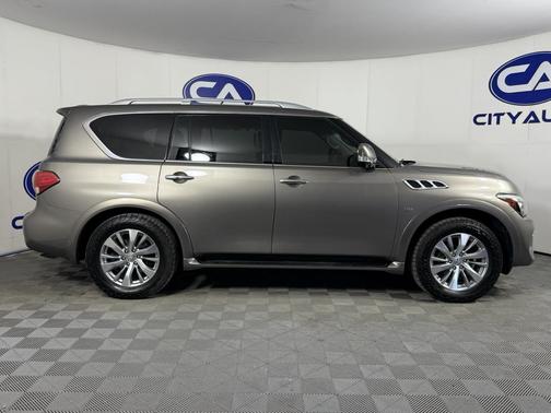 2017 INFINITI QX80 Base
