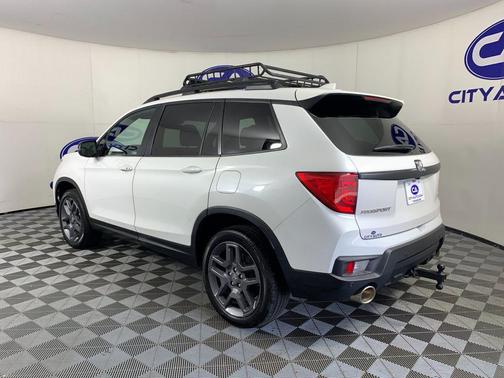 Platinum White Pearl 2023 Honda Passport AWD EX-L