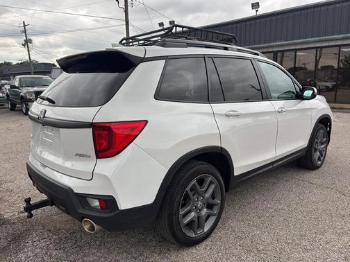 Platinum White Pearl 2023 Honda Passport AWD EX-L