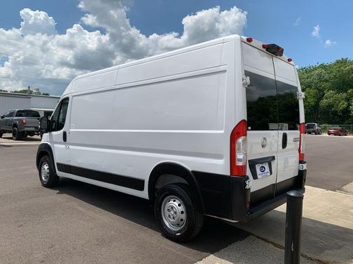Bright White Clearcoat 2023 RAM ProMaster 2500 High Roof