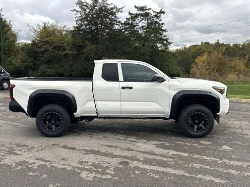 2024 Toyota Tacoma SR